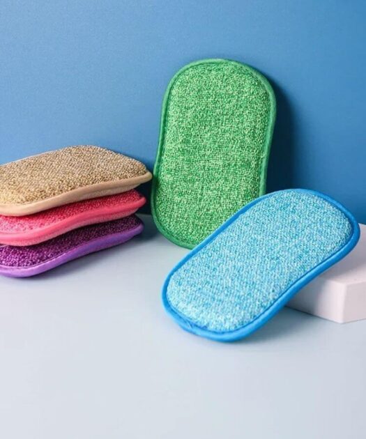 Long-lasting magic sponge designed to remove grease, grime, and stubborn food residue without the need for harsh chemicals.