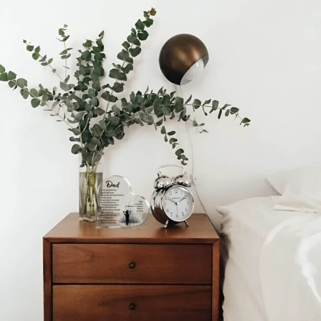 10-sentimental-gift-for-dad-acrylic-heart-by-bedside-p41m1